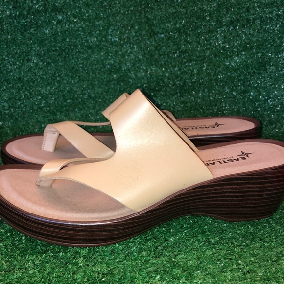 eastland candice women's wedge sandals